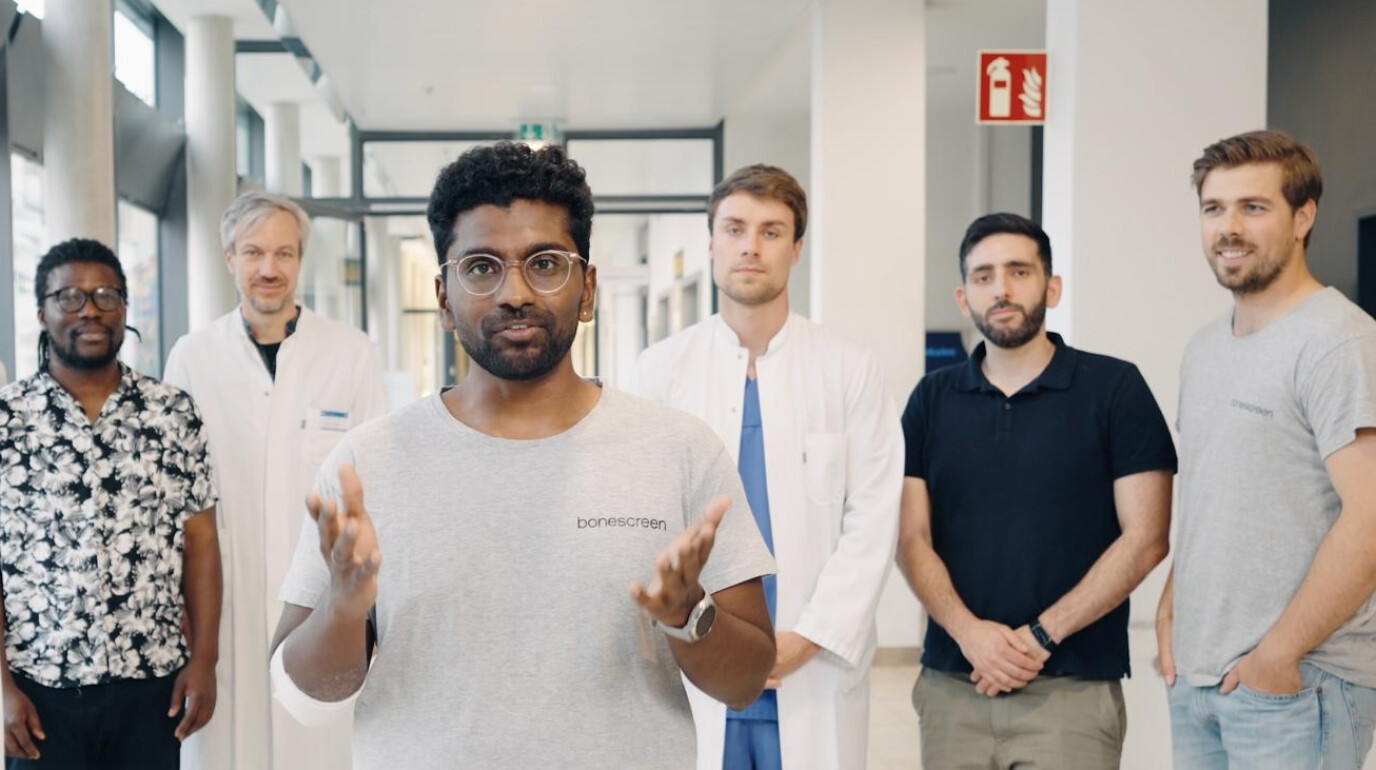 Gruppenfoto der Gründer (v. l.): Giles Tetteh, Jan Kirschke, Anjany Sekuboyina, Sebastian Rühling, Malek El Husseini, Dominik Maurer